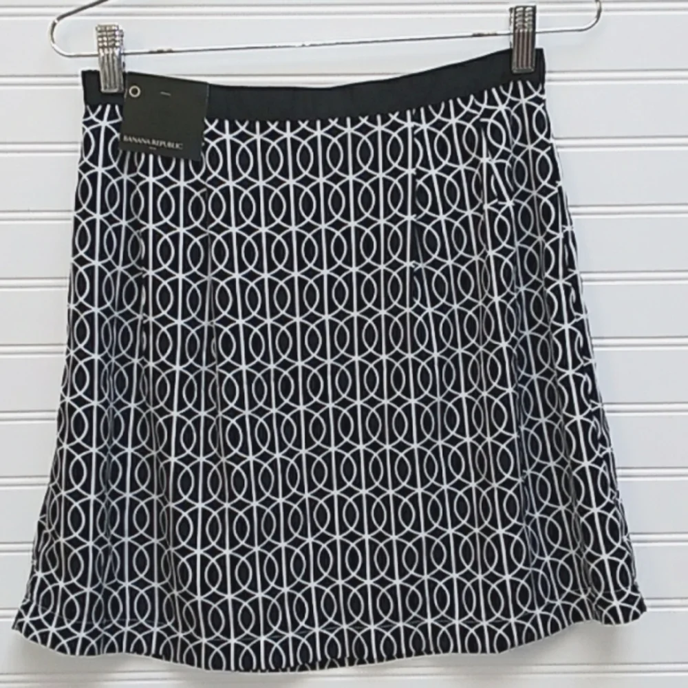 NEW, NWT | Banana Republic |   size 0- 24